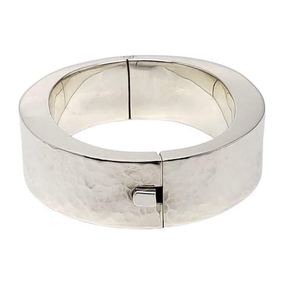 Sterling Silver Hammered Wide Oval Bangle Bracelet #21220 - Picture 10 of 13